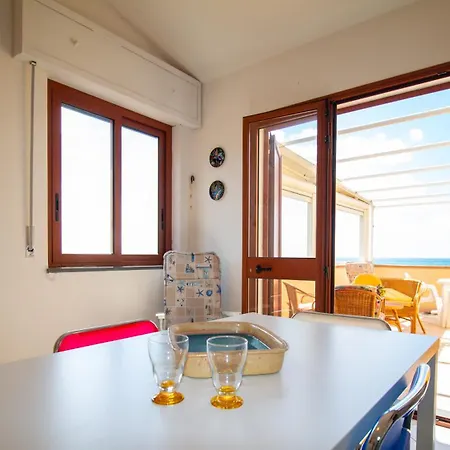 아파트 Residenza Le Vigne-panoramic Terrace 사르치투 쿠글리에리
